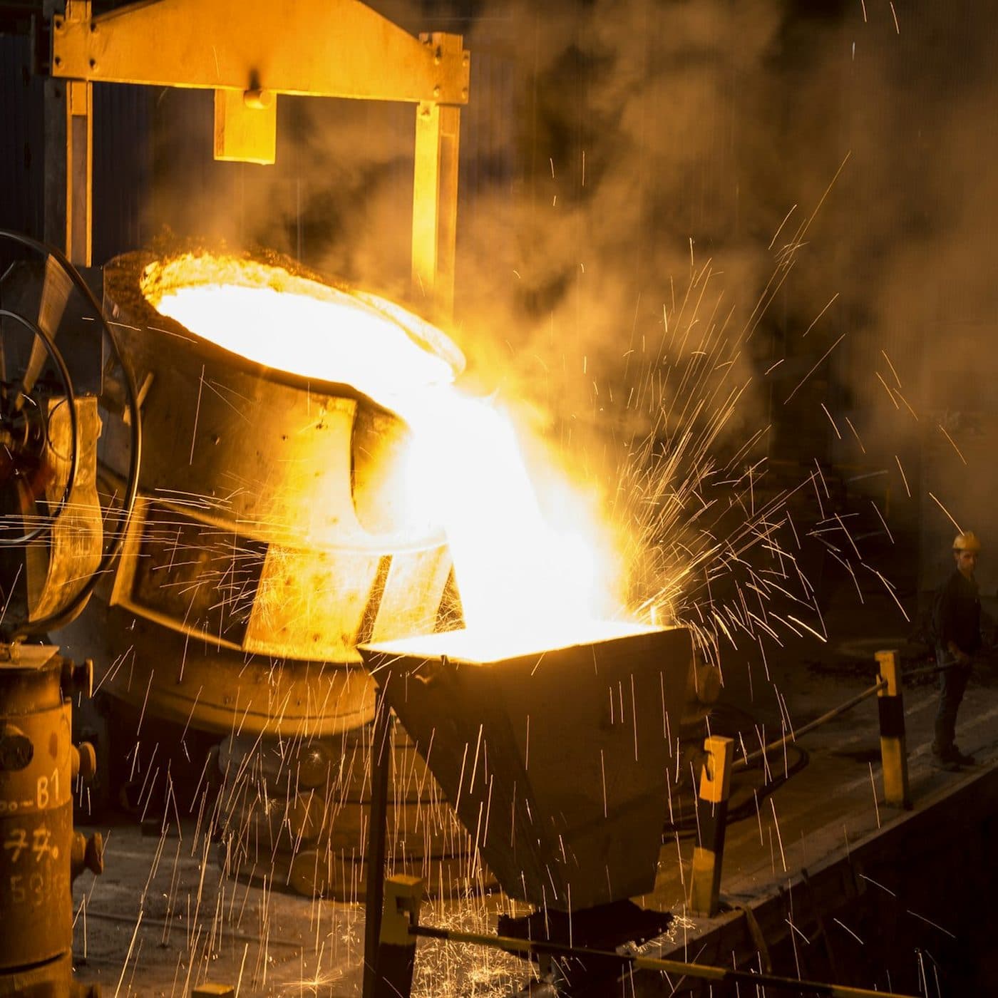 Ladle pour on a smelter floor